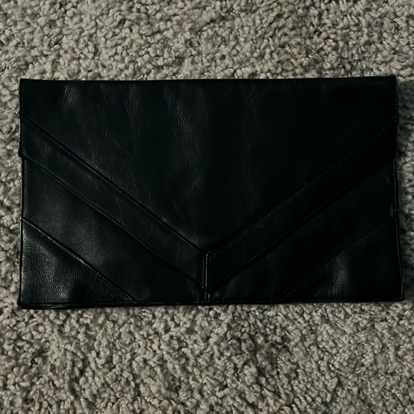 Black Leather Envelope Clutch - Picture 1 of 5